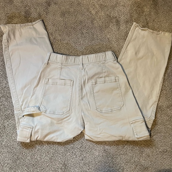 Hollister Hight waisted wide leg baggy cargo pants size small - Picture 2 of 3